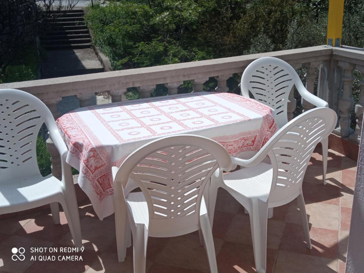 Apartments Petrovic Τίβατ Εξωτερικό φωτογραφία