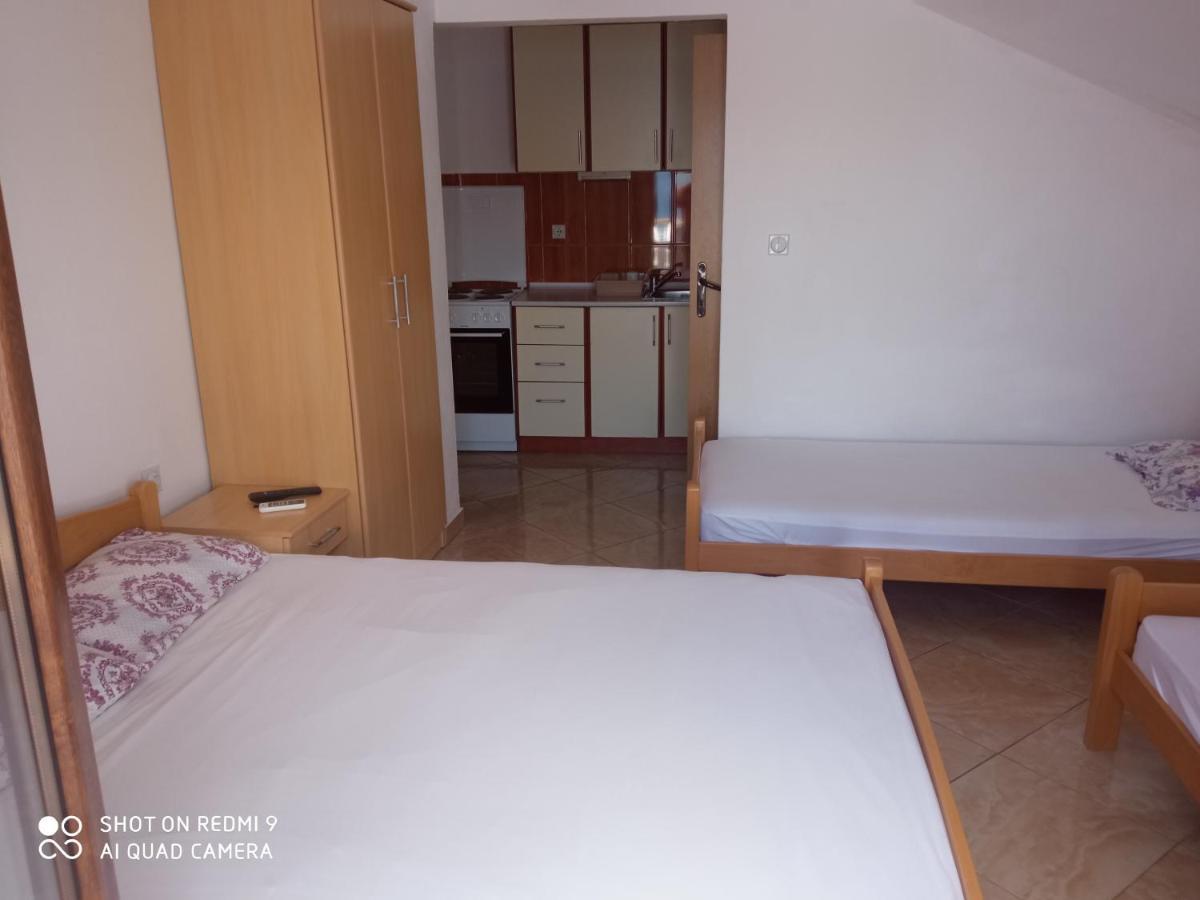 Apartments Petrovic Τίβατ Εξωτερικό φωτογραφία